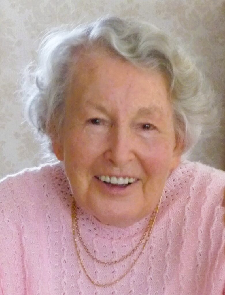 Moore B (cropped)